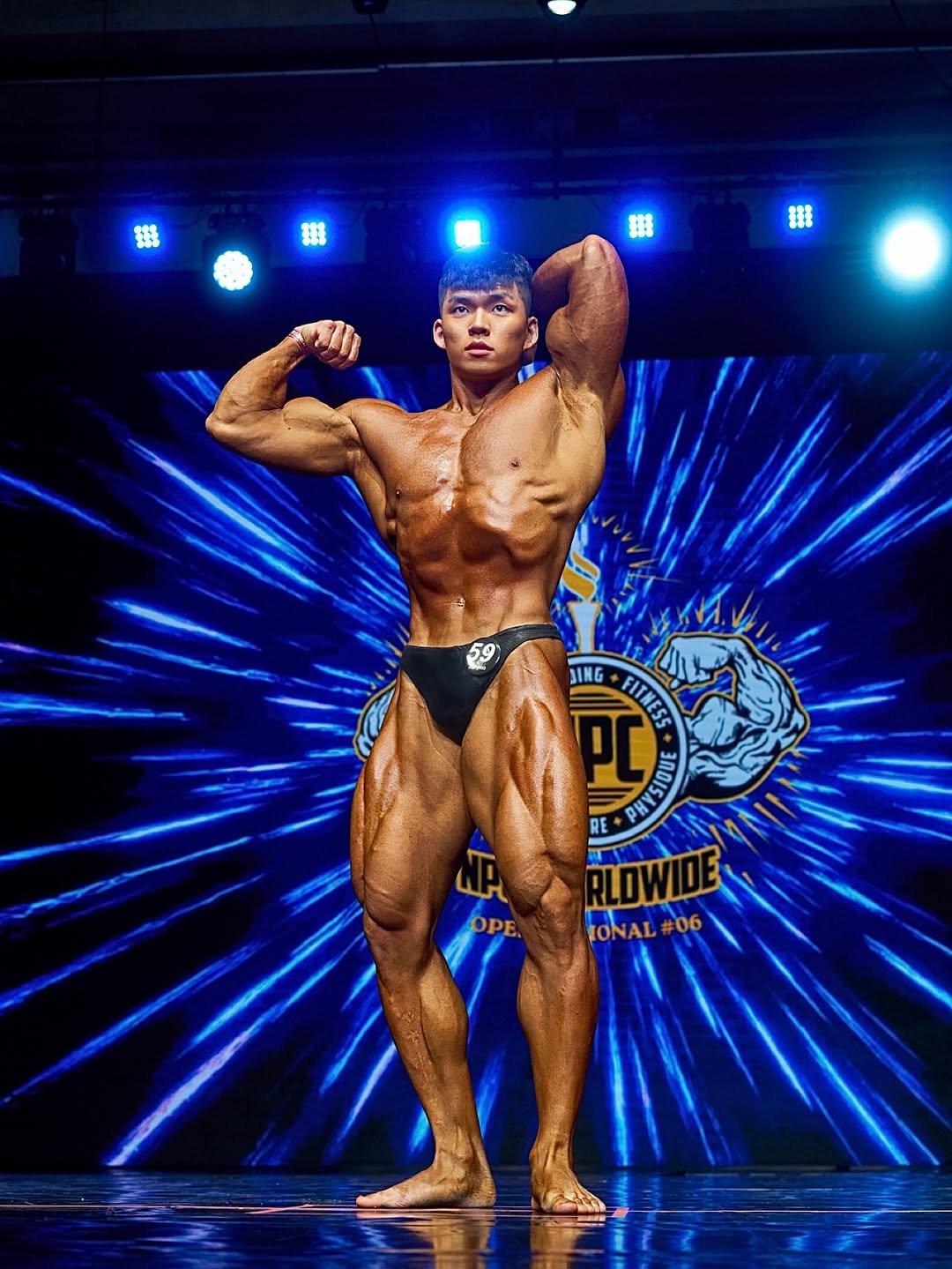vibra_captain 게시물 이미지: @cocoviking_legend  @ifbbprokorea 

#바디프로필...