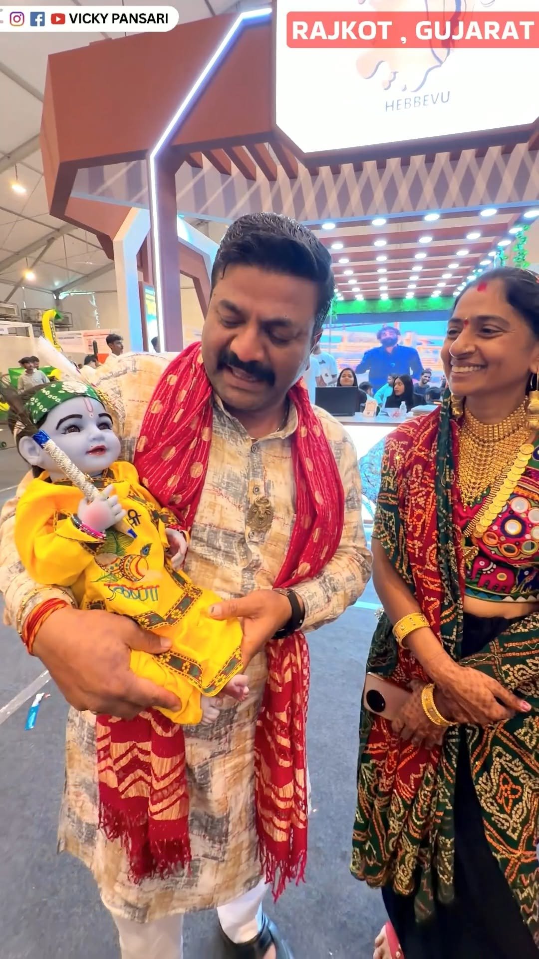 vickypansarivlogs 게시물 이미지: Gujarat के Indian Cattle Show में मिलने आए...