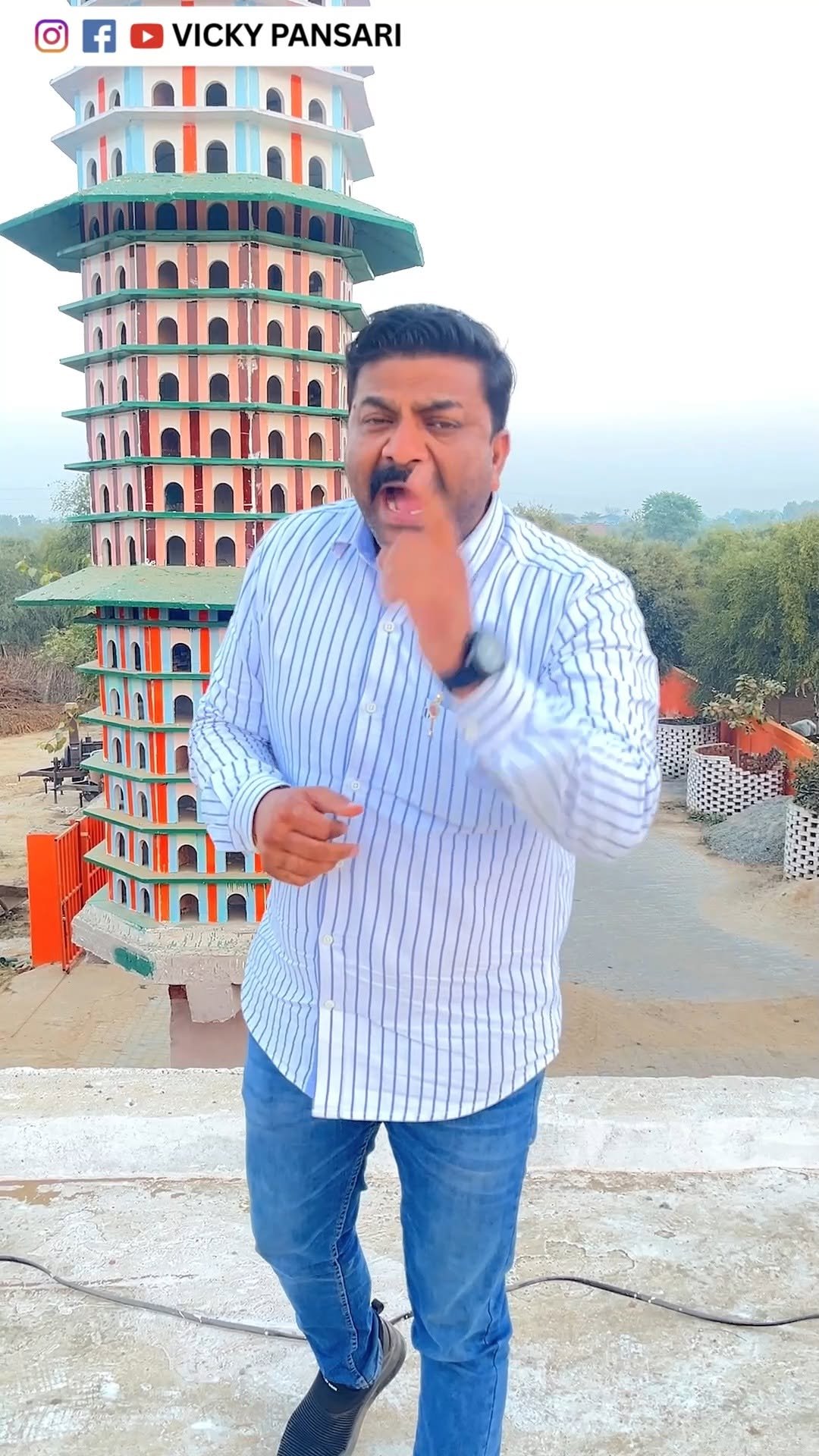 vickypansarivlogs 게시물 이미지: आपका छोटा सा प्रयास हजारों पक्षियों की जिंदगी...