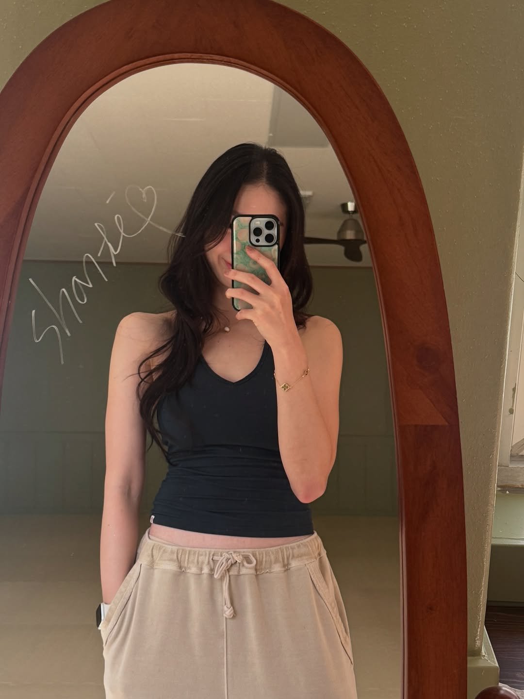 Photo shared by 비디아 on November 03, 2025 tagging @budhi_mudra, and @vidya_yogaroom. May be an image of sweatpants, shorts, mirror, drawstring and text.