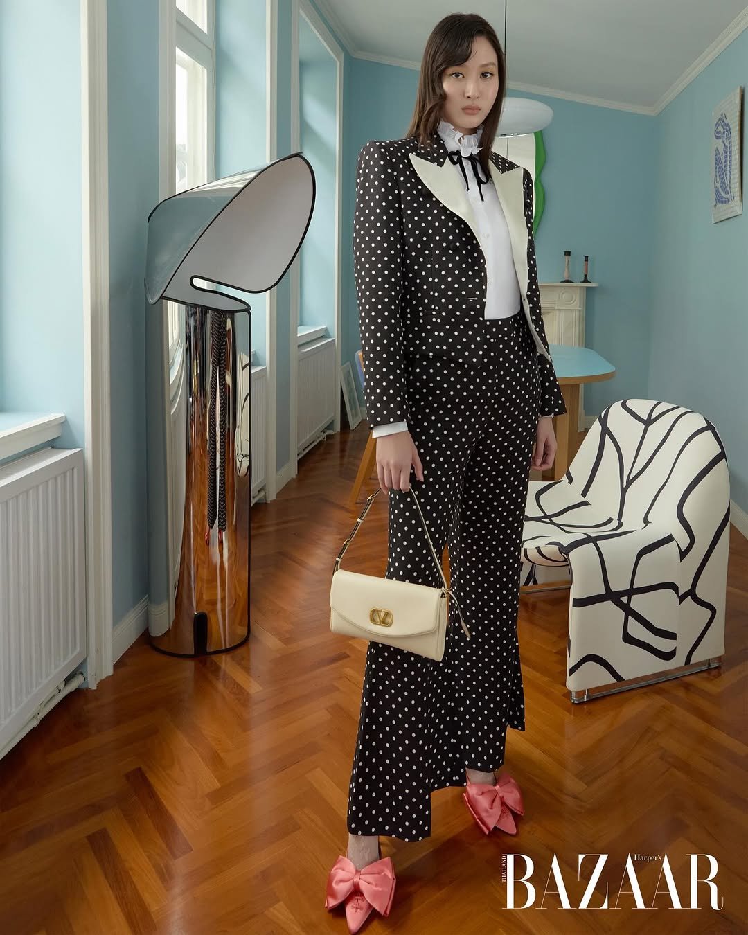 Photo by Benyapa j. on December 16, 2025. May be an image of slingback shoes and text that says '4 BAZATR'.