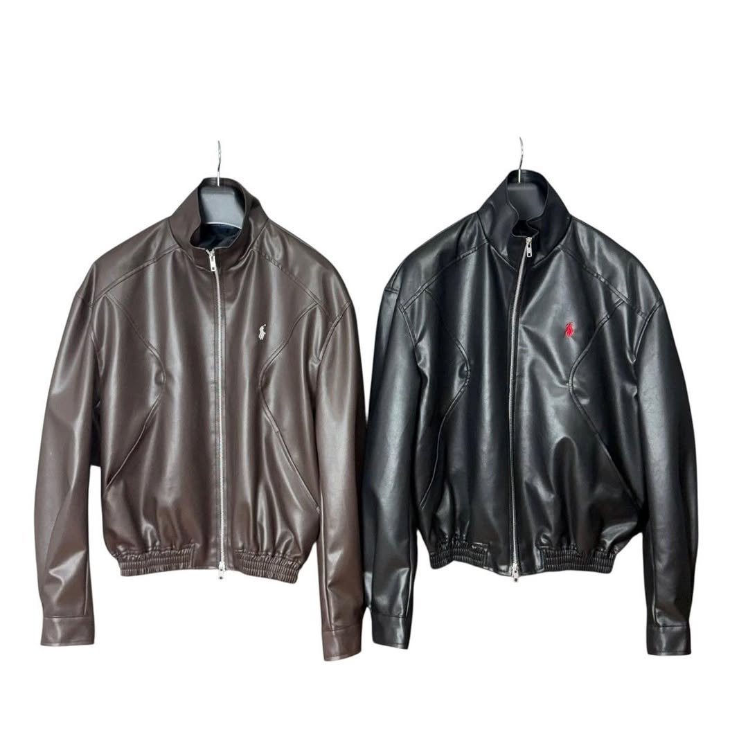 Photo by vintage_company._ on December 04, 2025. May be an image of leather, coat, fleece, flight jacket, parka and text.