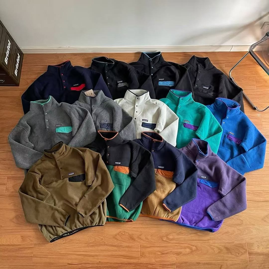 Photo shared by vintage_company._ on December 01, 2025 tagging @vintagecompany8000, @vintage_companythree, @vintage_company.4, and @vintage_company.10000. May be an image of duffle coat, cardigan, parka, jacket, fleece, sweater, wool and text.