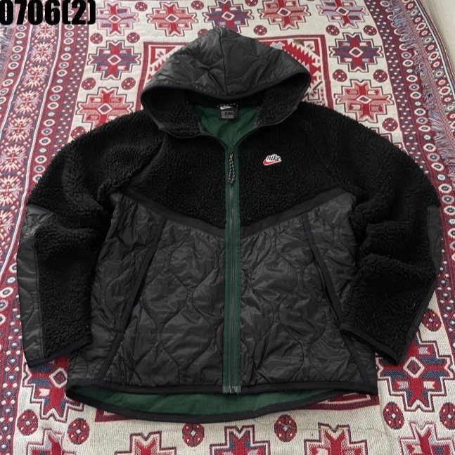 vintagewook.official 게시물 이미지: 나이키 후리스 쉐르파
사이즈 : L
₩ : 46,000

감사합니다❤️

👉...