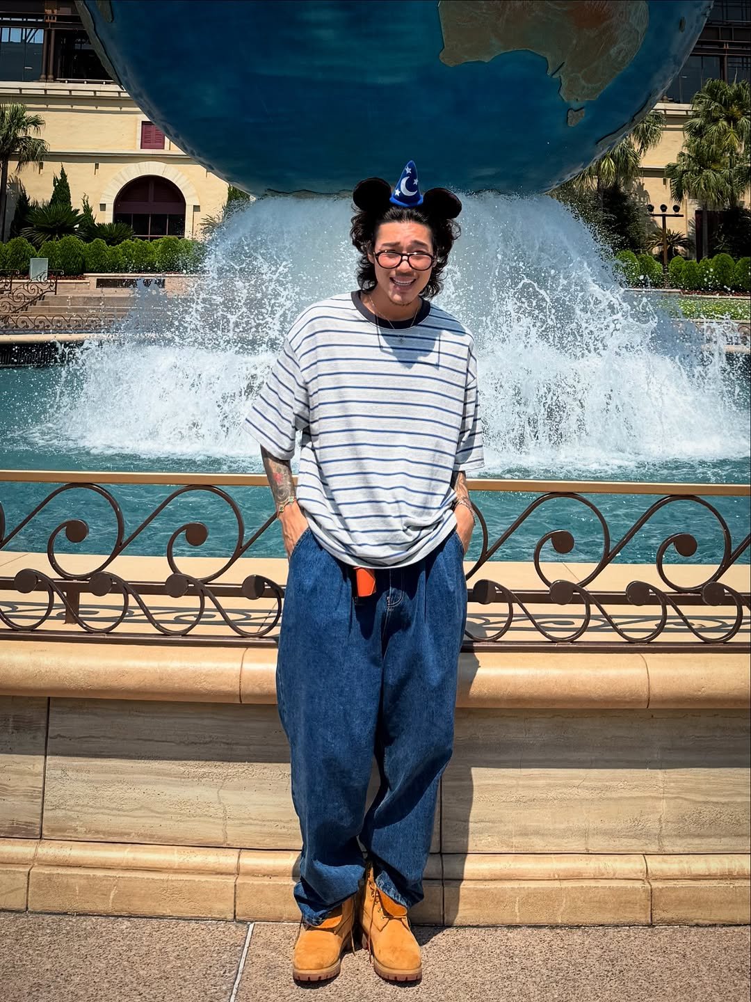 Photo shared by 비 르 on July 27, 2025 tagging @virstyle.kr. May be an image of 1 person.