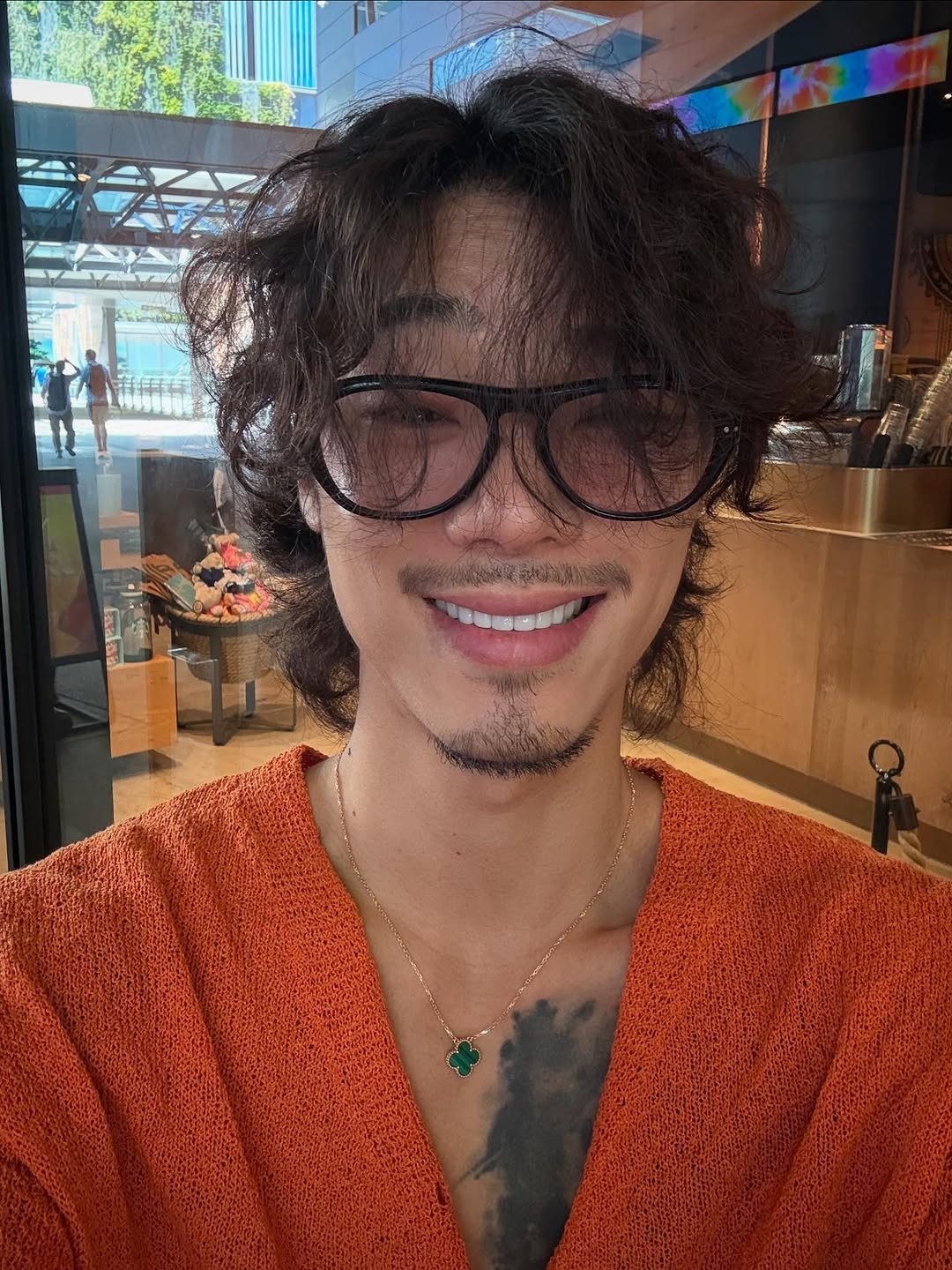 Photo shared by 비 르 on July 24, 2025 tagging @virstyle.kr. May be an image of 1 person and eyeglasses.