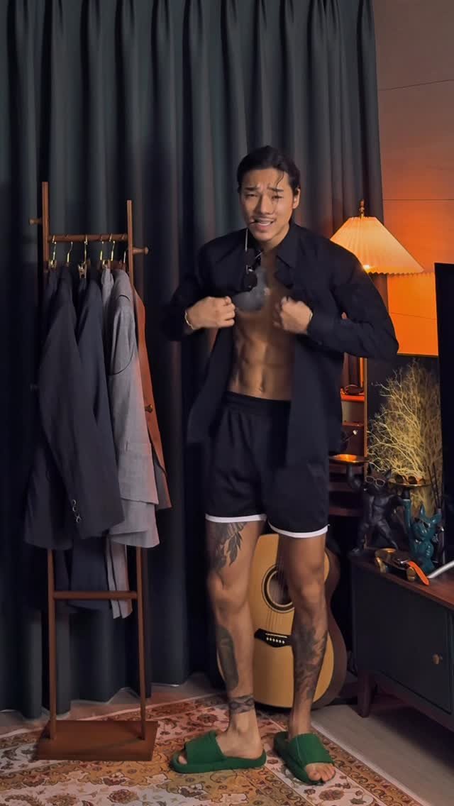 virbro__ 게시물 이미지: 검정 셔츠는 역시 옳다 🕴️