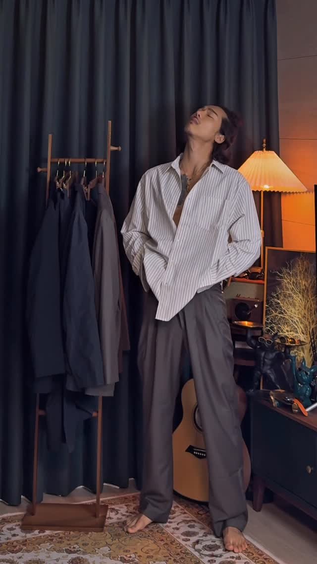 virbro__ 게시물 이미지: 지금 딱 입기 좋은 셋업 코디 어때?🕴️
착장 코디 3개 중 제일 잘 어울리는 룩...