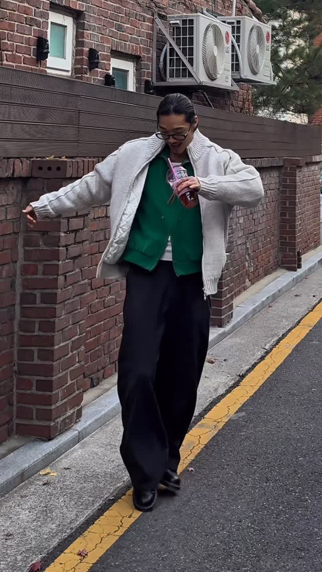 virbro__ 게시물 이미지: 🚶🏻