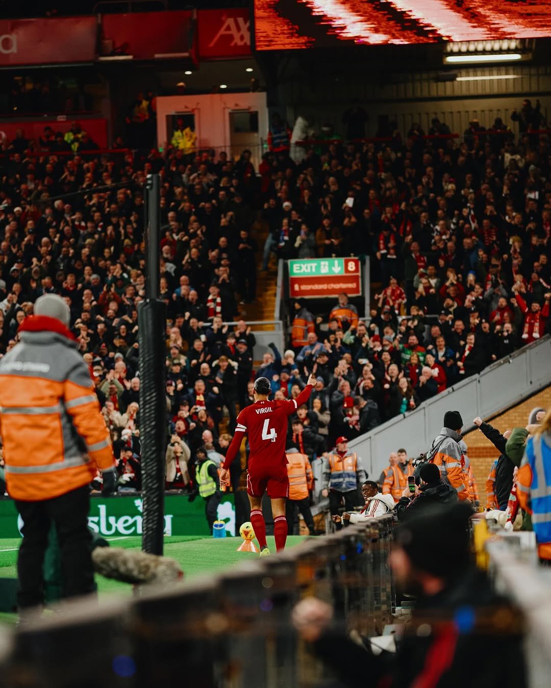 Photo by Virgil on December 13, 2025. May be an image of soccer, football, crowd, stadium and text.