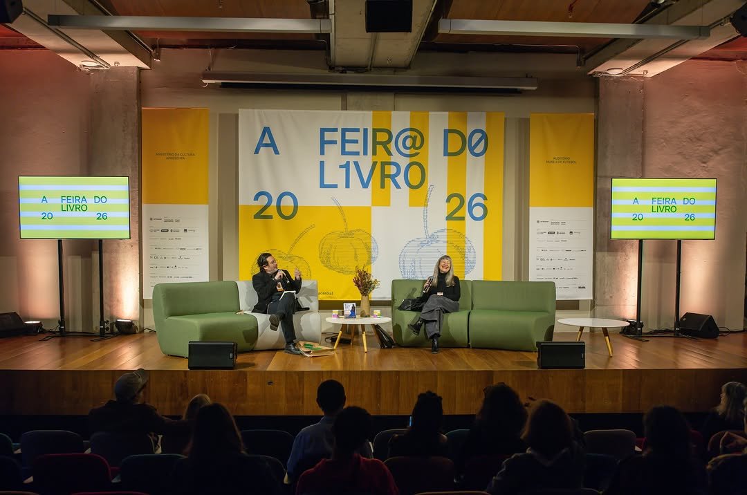 virgulaovo 게시물 이미지: ,OVO NA FEIRA DO LIVRO
Por mais um ano tivemos...