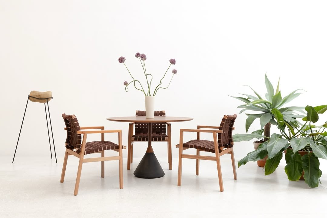 virgulaovo 게시물 이미지: cadeira Compasso

Compasso chair 

foto: Ruy Teixeira