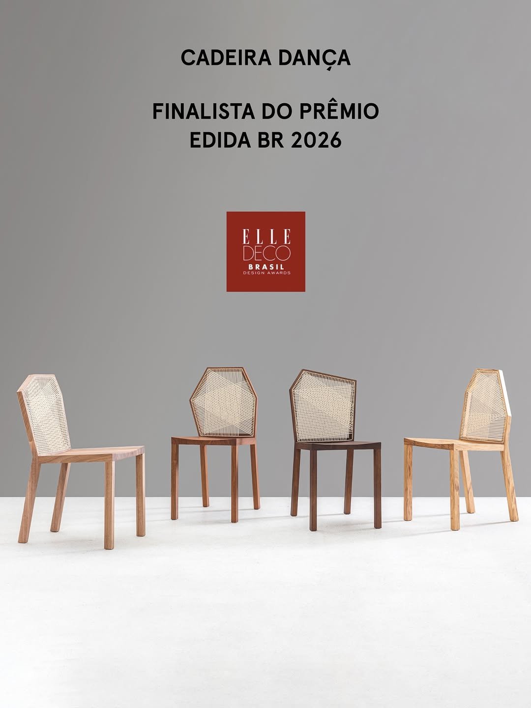 virgulaovo 게시물 이미지: A cadeira Dança, criação da dupla de designers...