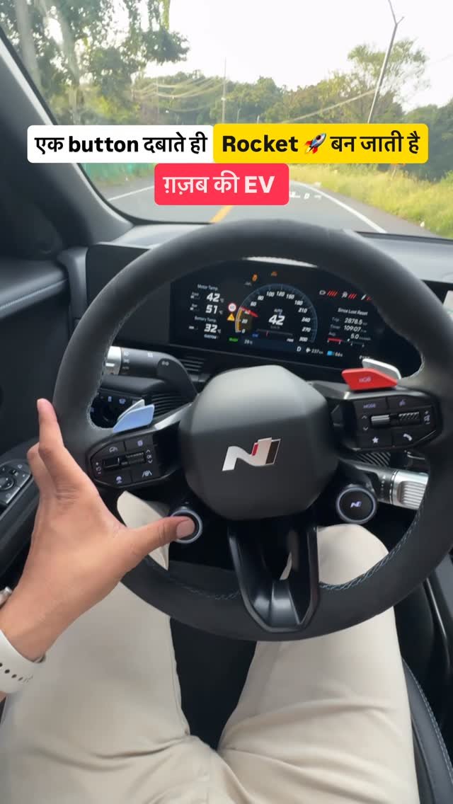 vishal.ahlawat.up20 게시물 이미지: An EV car with Petrol/Diesel like...
