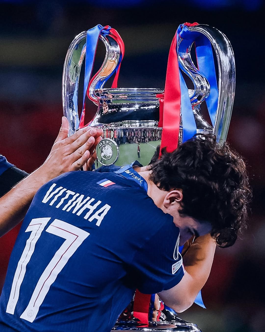 vitinha 게시물 이미지: 🥺🥺❤️💙