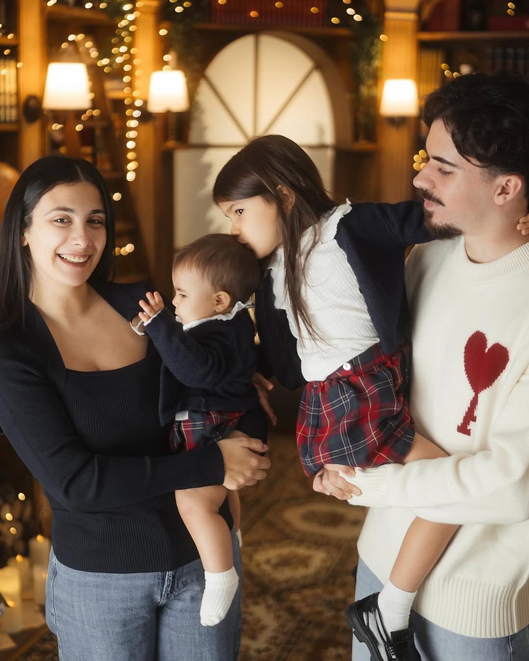 Photo shared by Vítor Ferreira on December 25, 2025 tagging @a.tati.ana. May be an image of baby and text.