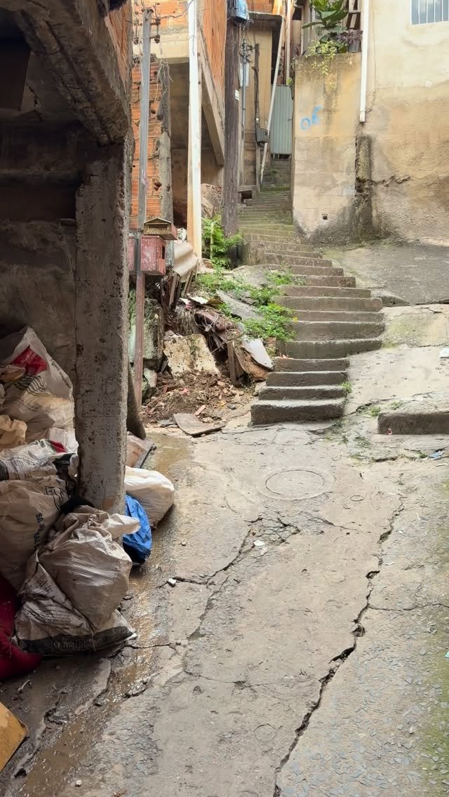 vitinmartiins_ 게시물 이미지: To na praça