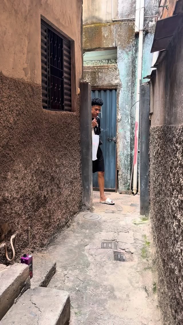 vitinmartiins_ 게시물 이미지: Pensando bem 😂