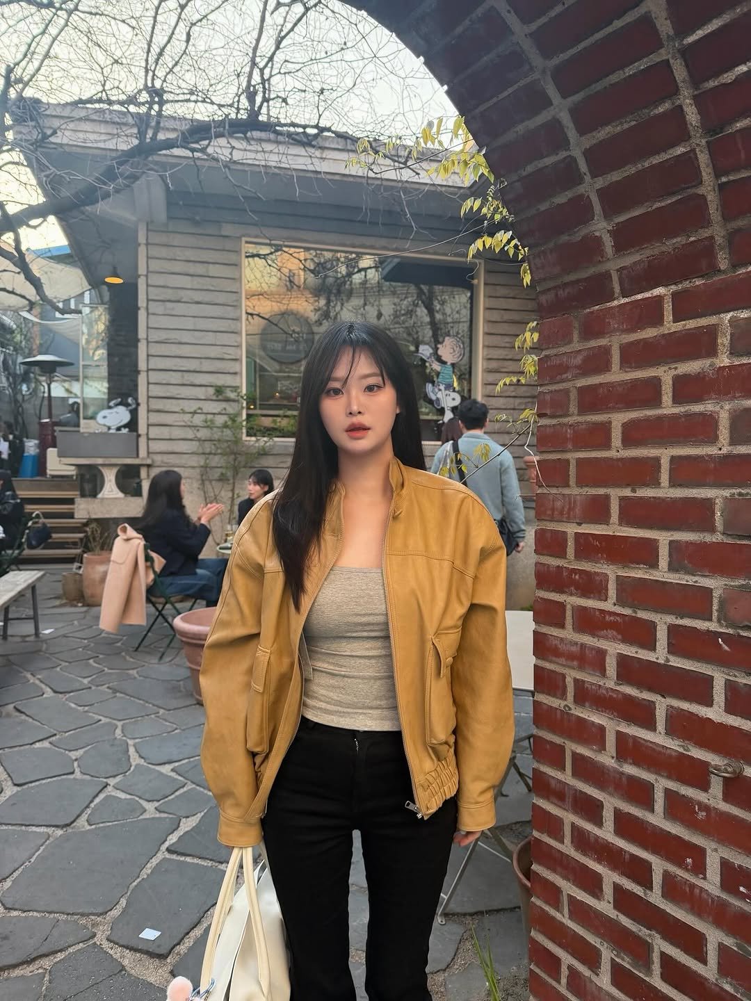 vividaeun_ 게시물 이미지: 저 보지 말고 모자 봐야합니다 ~ ^^
@shinjeo_official 👒
#신저...