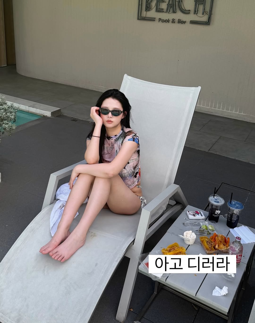 vividaeun_ 게시물 이미지: 20대 얼마 안남아서 뽕 좀 뽑을게여 ㅋㅋ 🥵
(치앙마이 가면 syn 호텔 꼭 가도록… 개굿💚)