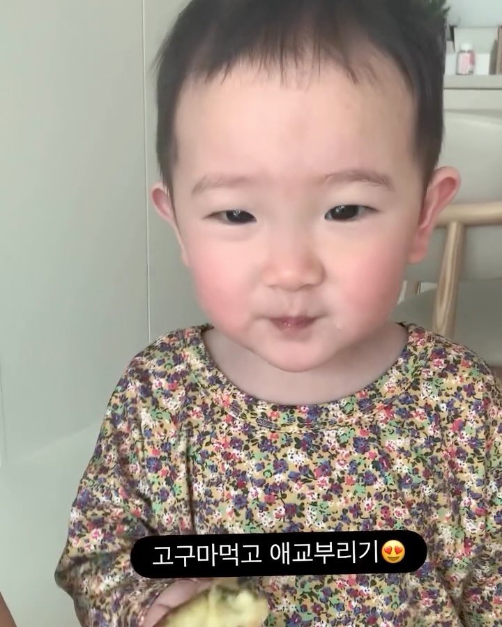 vividyooni_ 게시물 이미지: 고구마 주문량이 저번에 3일치가 하루만에🥹🍠
저희 고구마 아니면 못드신다고...