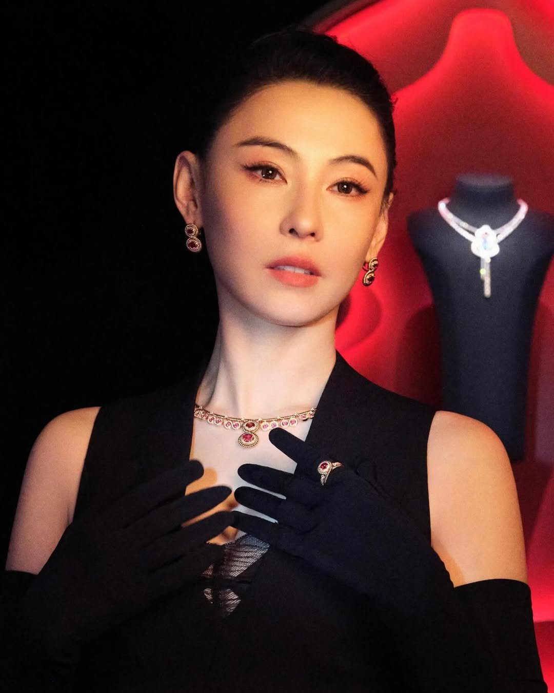 voguehongkong 게시물 이미지: 一起跟隨張柏芝 @Cecilia_Pakchi_Cheung 出席...