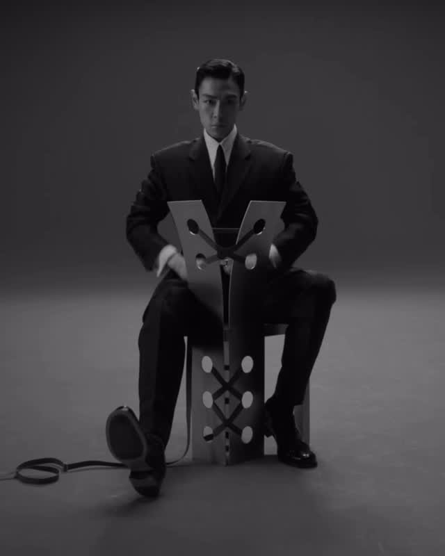 voguehongkong 게시물 이미지: 沉寂多年，@Ttt 今日以首張個人正規專輯《ANOTHER...