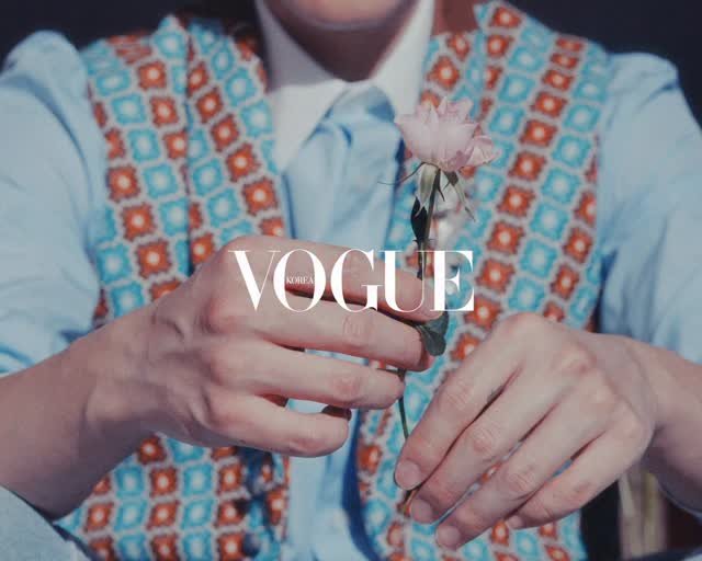 voguekorea 게시물 이미지: #협찬 #VoguePictures #Jimin 
My Dear, 
사랑의 계절,...