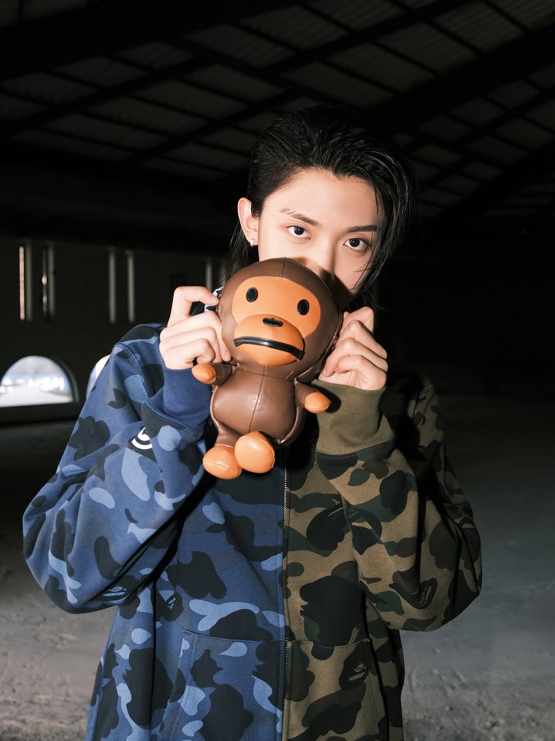 w.woojin8 게시물 이미지: 😎 #bape #lngshot #4shoville