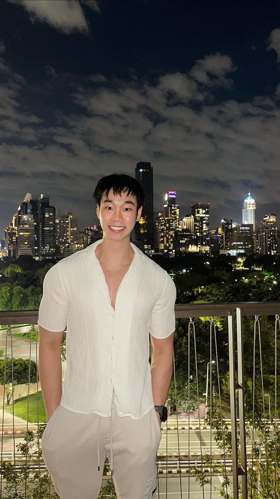 walter_soh 게시물 이미지: hi im back