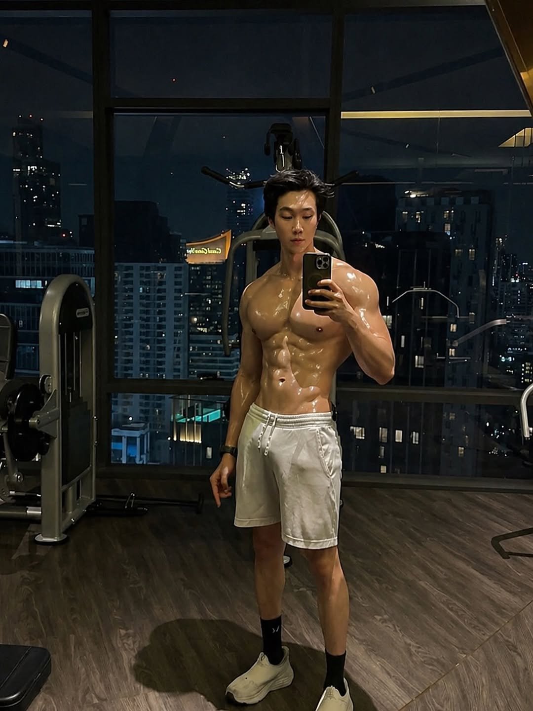 walter_soh 게시물 이미지: Late night self-improvement.
