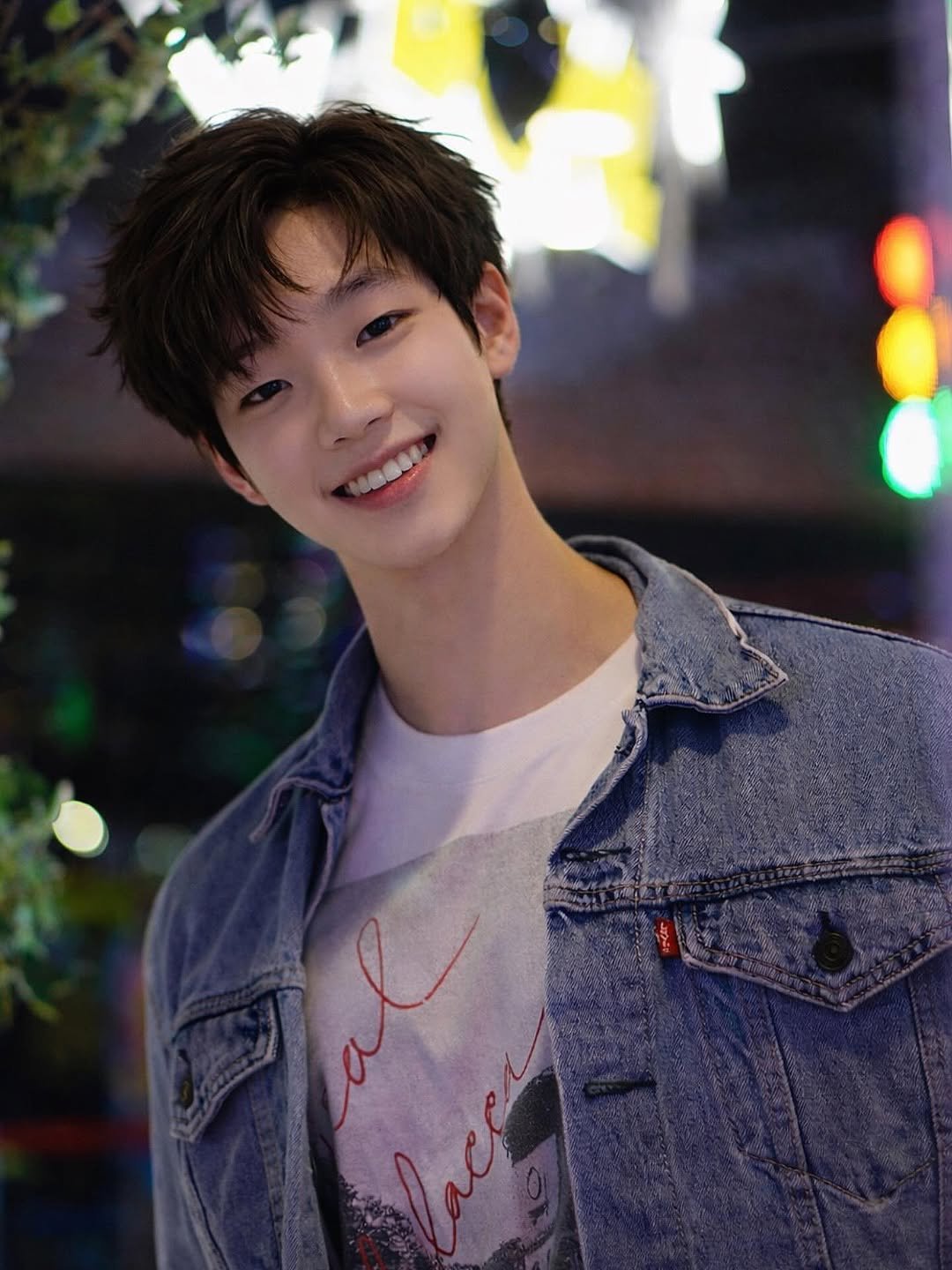 Photo by Walter Soh in Bangkok City with @levis. May be an image of bolo tie and text that says 'lacer'.