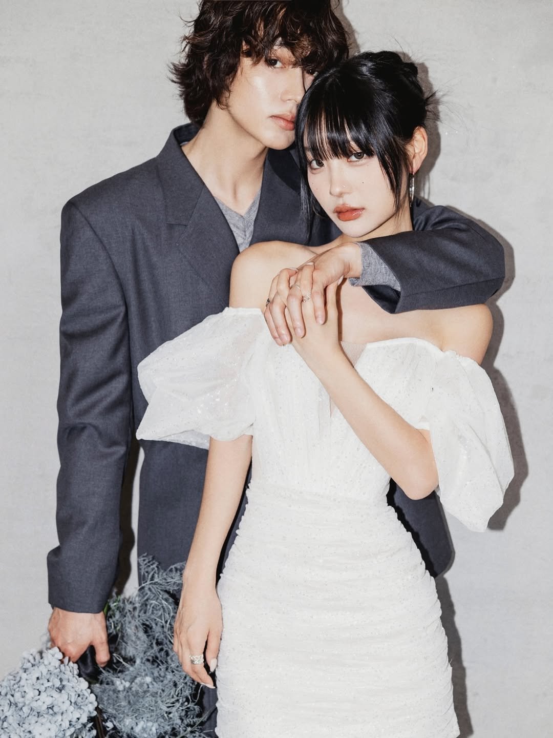 Photo shared by 왕십리 커플🤍 on September 22, 2025 tagging @hyeblely_hair, @planner._.jeje, @leekyungho_photograph, @mayiflower_, @lkh_photography_jk, @leekyungho_company, @hwangjeongah_official, @odayo_official, @mayiflower_hyang, @shuit_w, @shuitw_ceremony, @lkh_photography_jh, @haeri.w, @isla_official___, and @ysongly_w. May be an image of 2 people, hair, makeup, suit, dress, wedding and text.