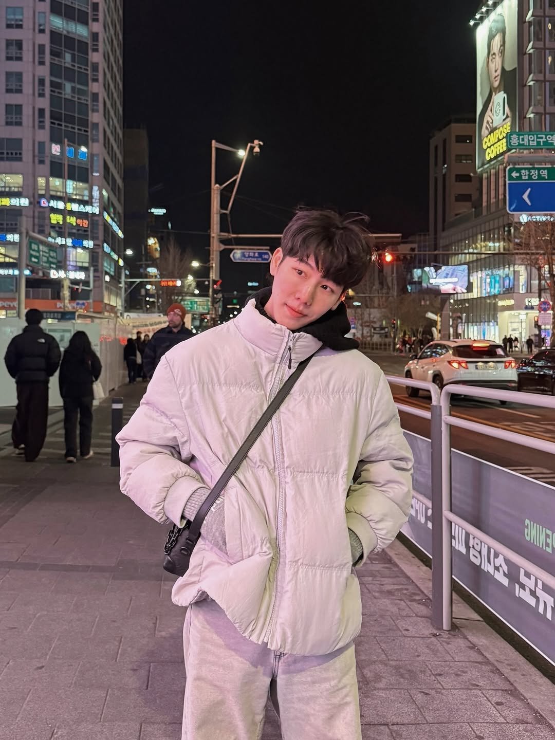 Photo by w on January 30, 2026. May be an image of goosedown coat, duffle coat, parka and text.