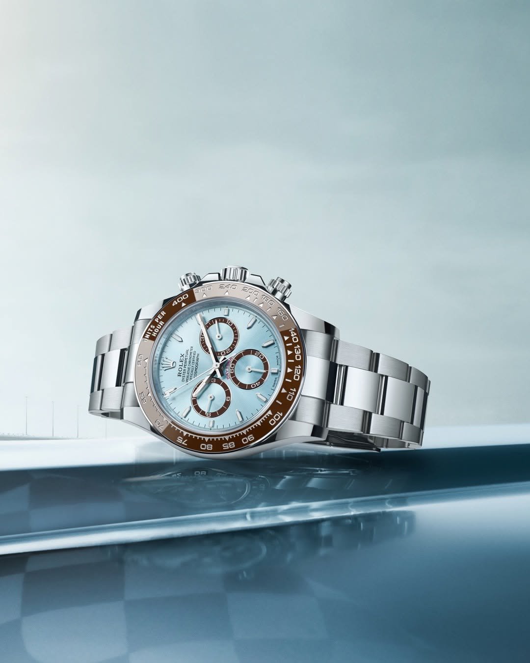 watchesofswitzerland_official 게시물 이미지: On this version in 950 platinum of the @Rolex...