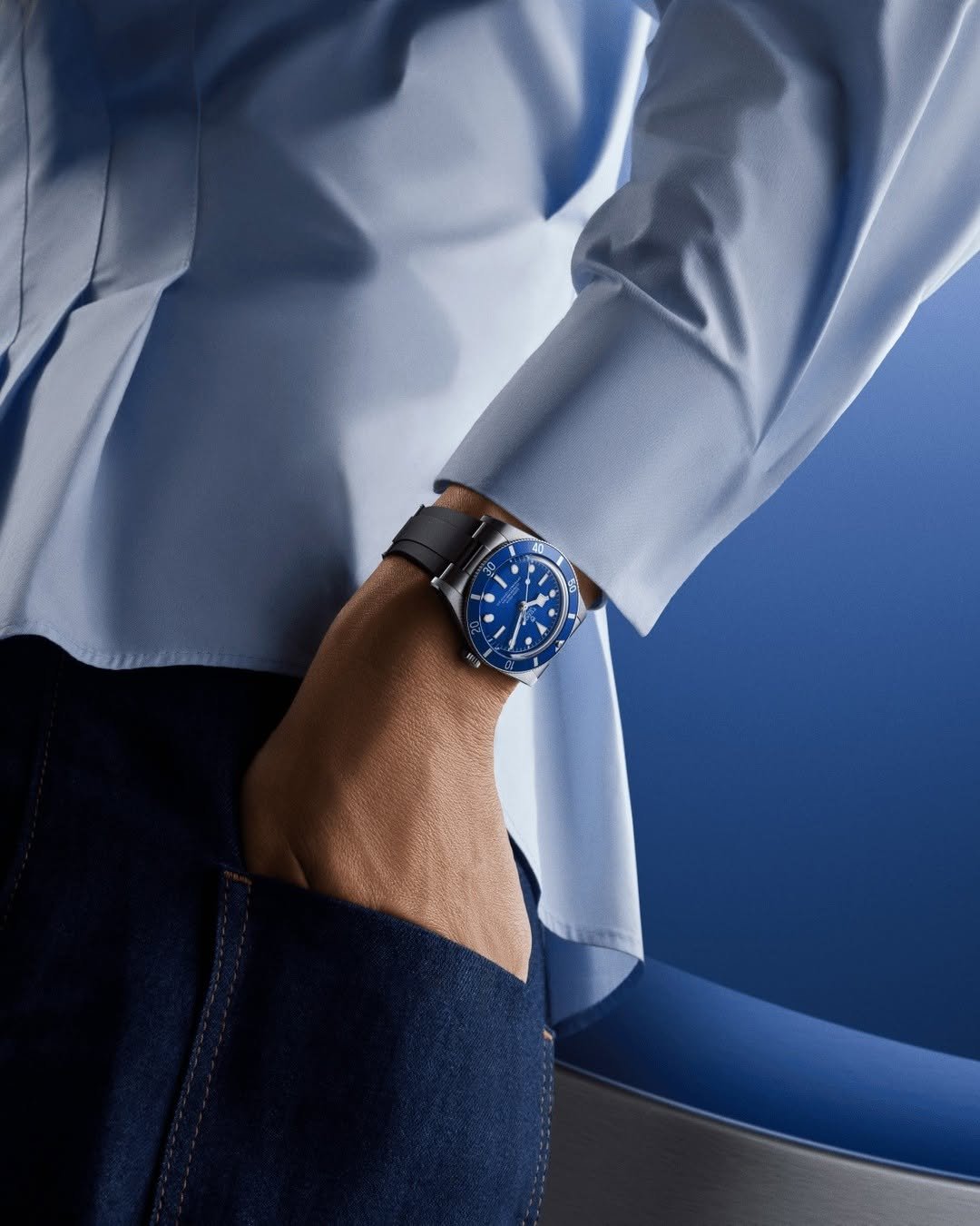 watchesofswitzerland_official 게시물 이미지: A return to classic proportions: 37mm...