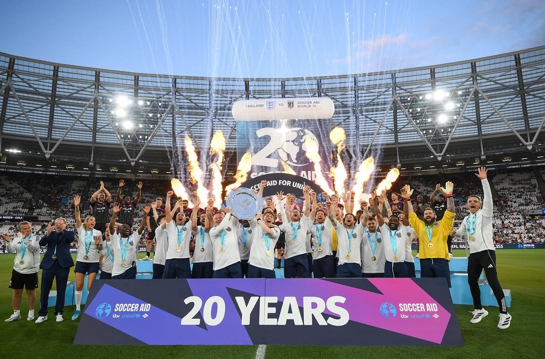 waynerooney 게시물 이미지: What a night celebrating 20 years of...