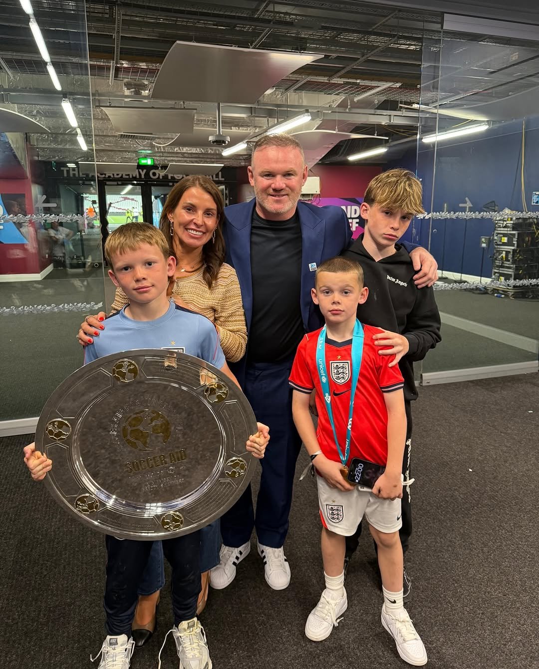 waynerooney 게시물 이미지: The best night at @socceraid. The kids had the...