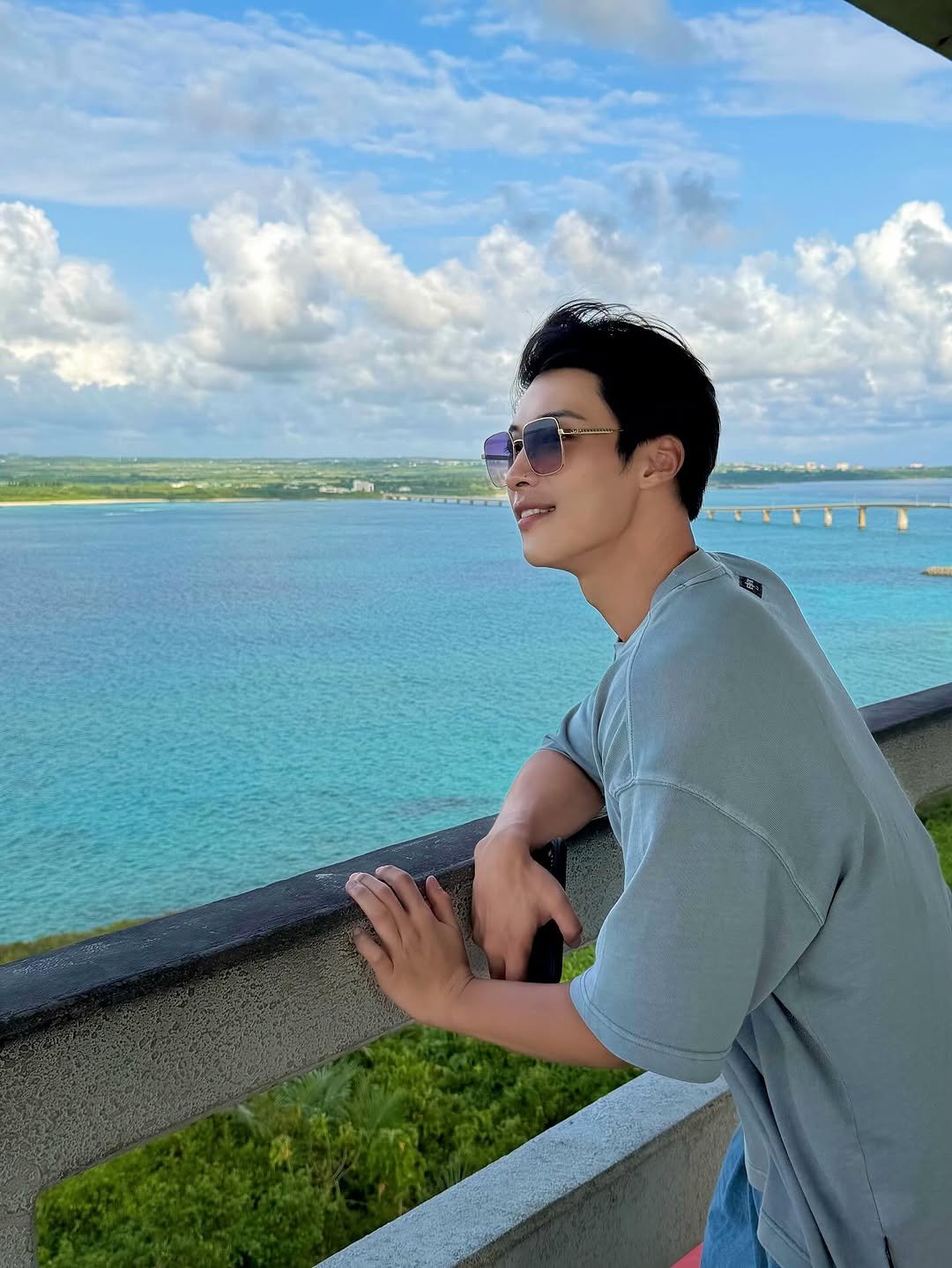 Photo by 우도환 on November 22, 2025. May be an image of horizon and ocean.