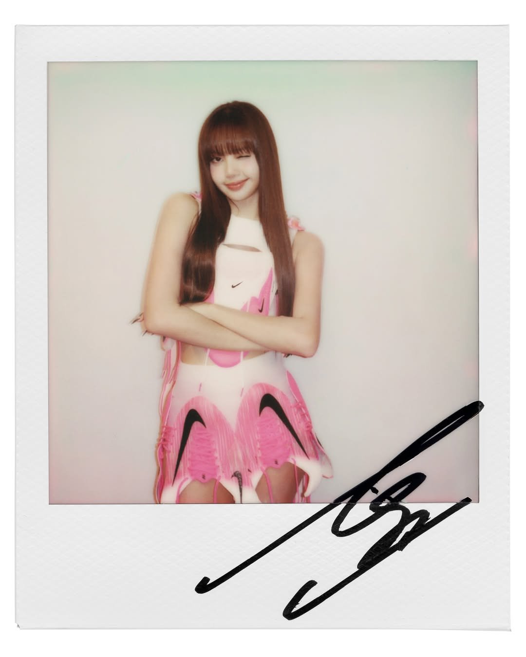 wearelloud 게시물 이미지: LISA for @nikefootball 
Rip The Script. Watch...