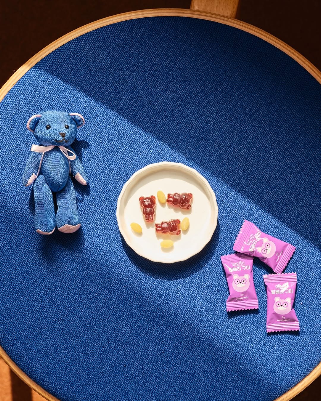 weetamin 게시물 이미지: bear meets bear! 🐻🐻