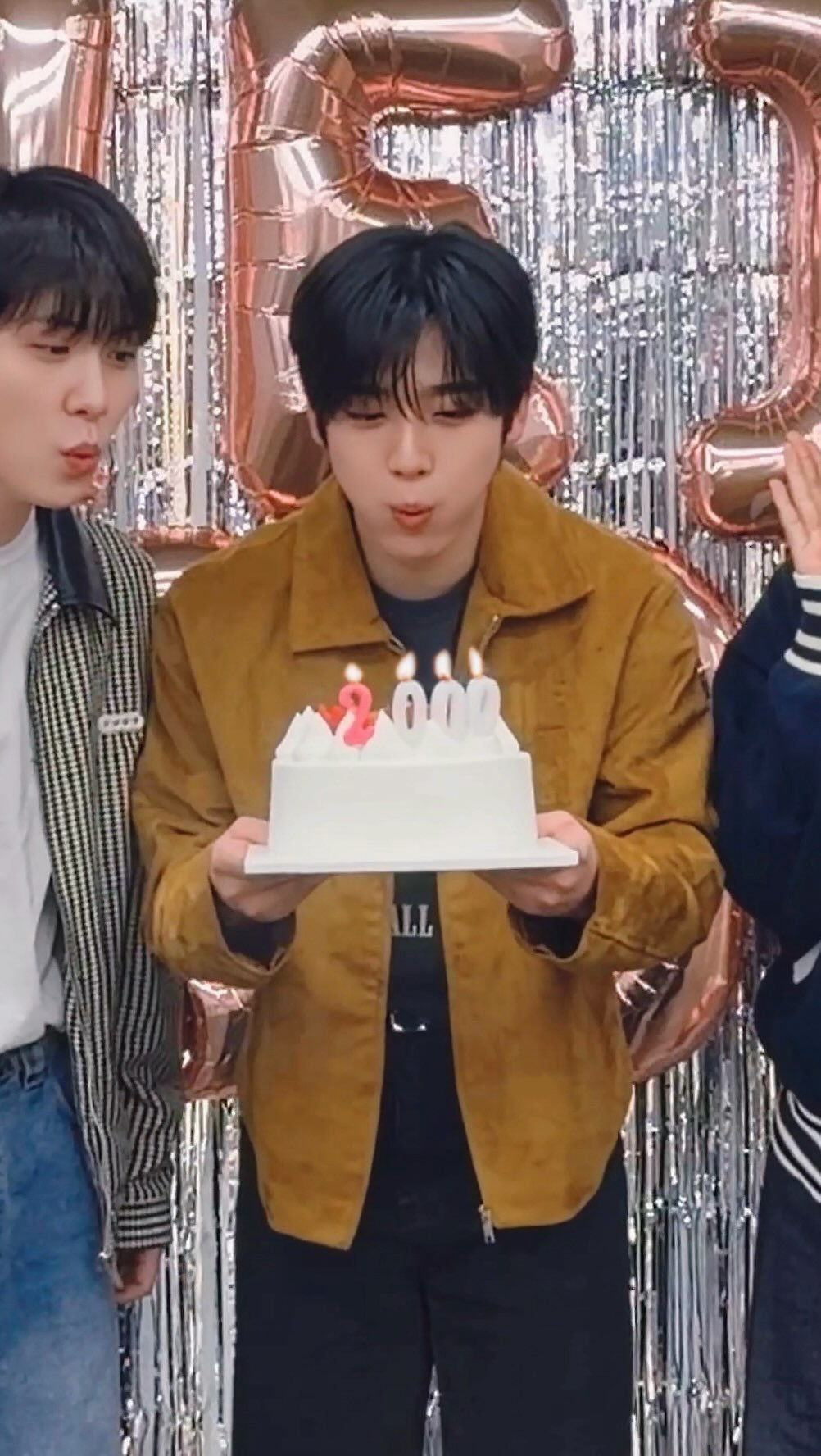 wei__official 게시물 이미지: 위아이(WEi) 2000일 축하해 𖤐˒˒ 

#위아이 #WEi #2000