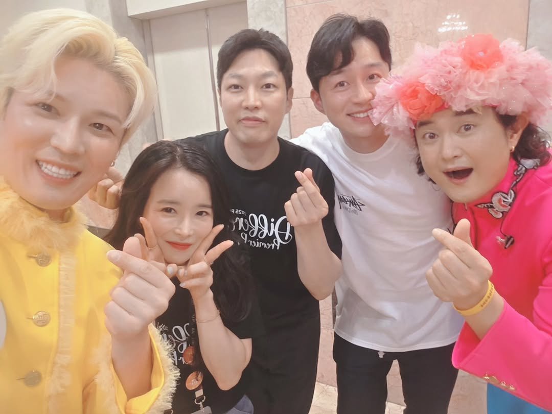 Photo by 최대학 on July 02, 2025. May be an image of 5 people, bangs and text.