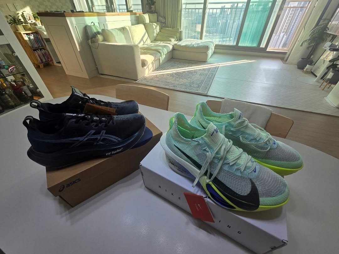 Photo by 최대학 on April 25, 2026. May be an image of sneakers and text.