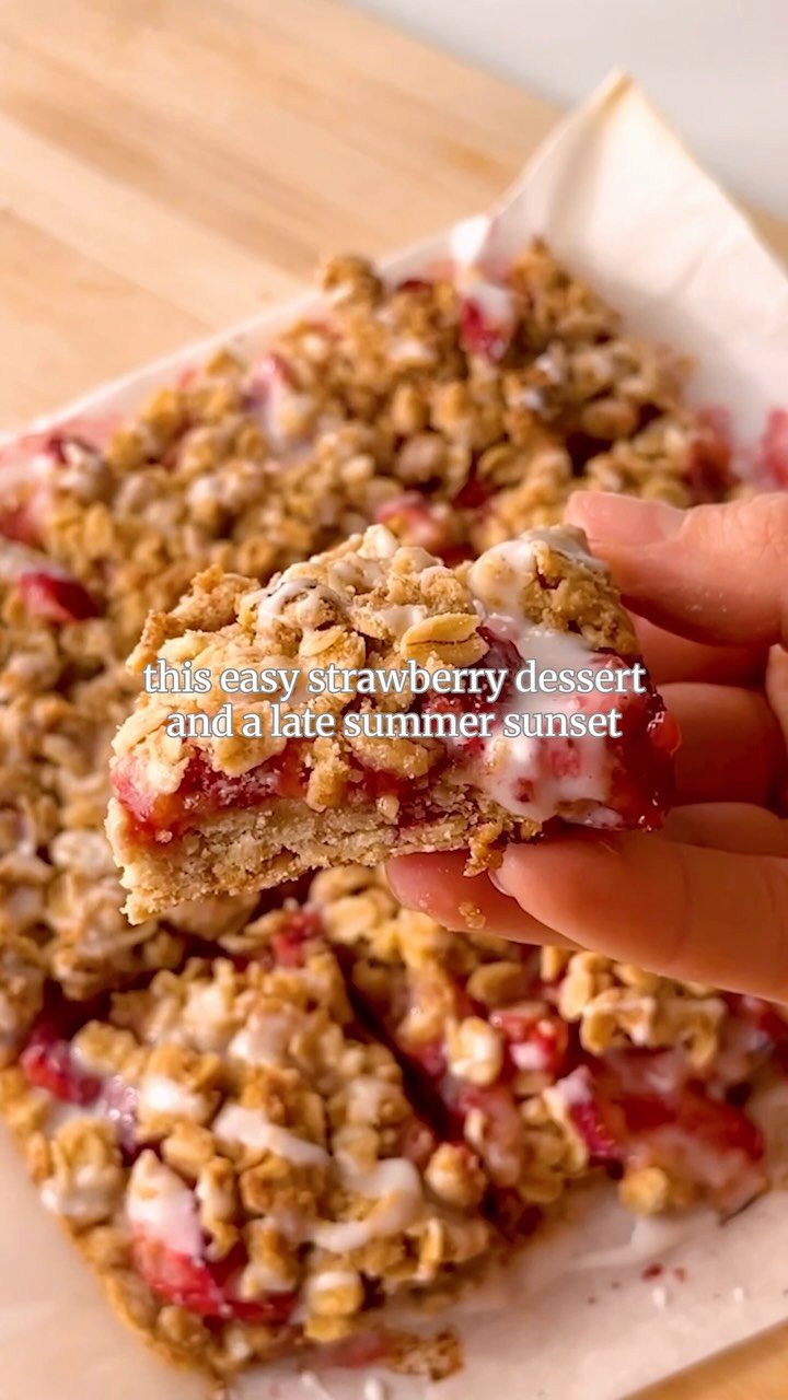 wellplated 게시물 이미지: Comment “SEND” for the recipe❤️ Do you slice...