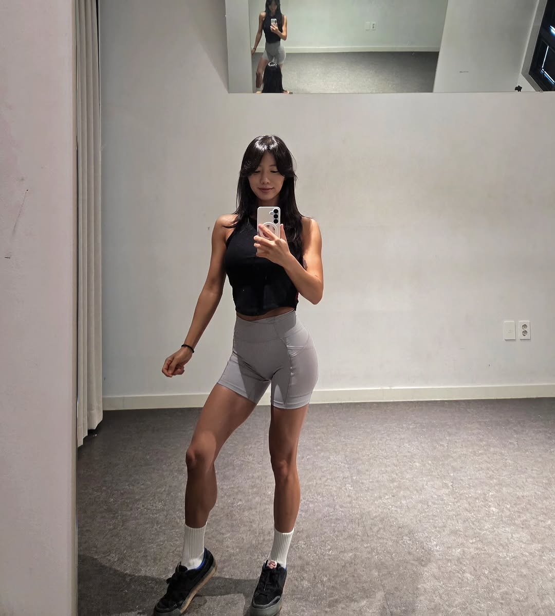 welsh_gony 게시물 이미지: 뱃살이 너무 안빠져효...😭😭😭😭