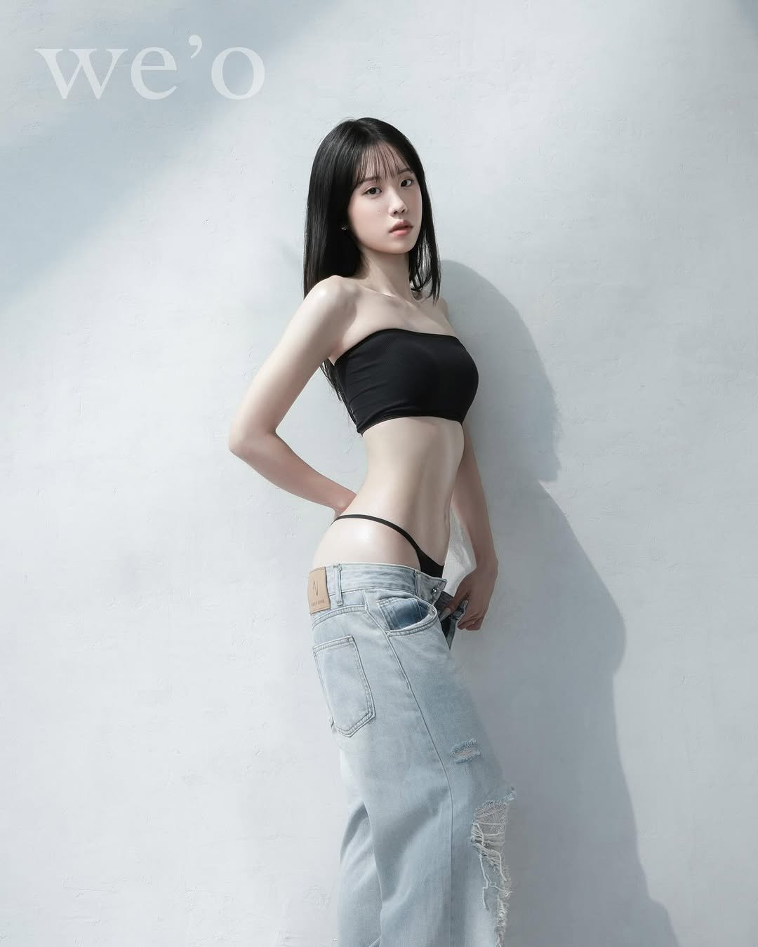 Photo by 바디프로필 WE’O(위오) on January 28, 2026. May be an image of one or more people, hair, bra and text that says 'we'o O'.