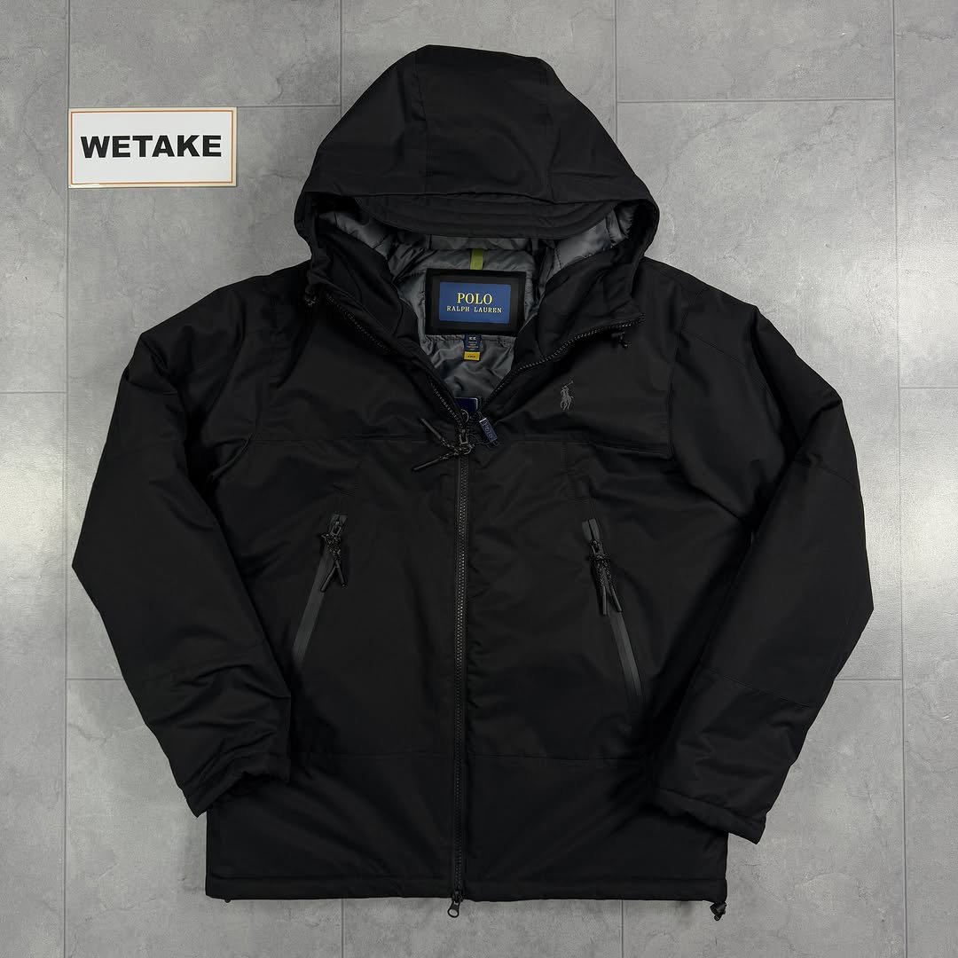 Photo by 위탁빈티지 on November 28, 2025. May be an image of goosedown coat, jacket, raincoat, parka, fleece and text that says 'WETAKE POL.O HALFA'.