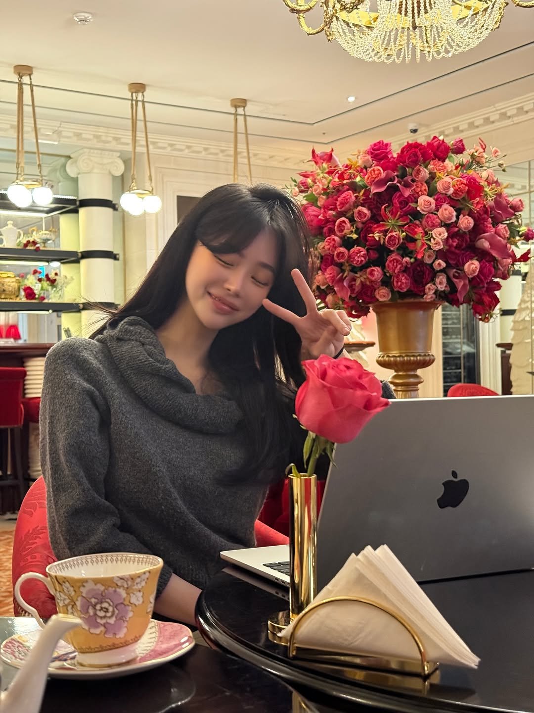 Photo by 조두팔 on January 26, 2026. May be an image of tea and text.