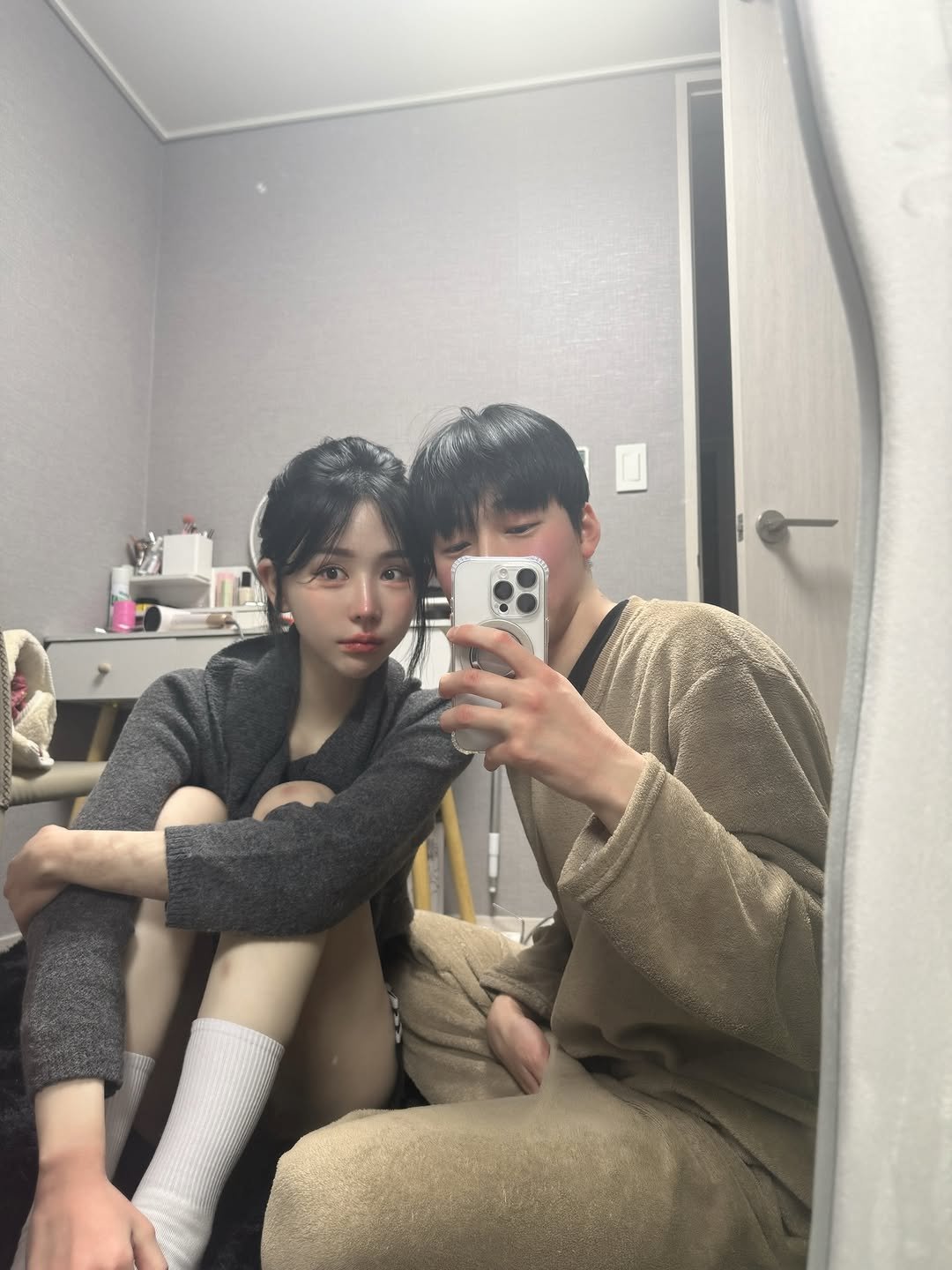 Photo by 조두팔 on February 19, 2026. May be a selfie of one or more people, hair, mirror and text.